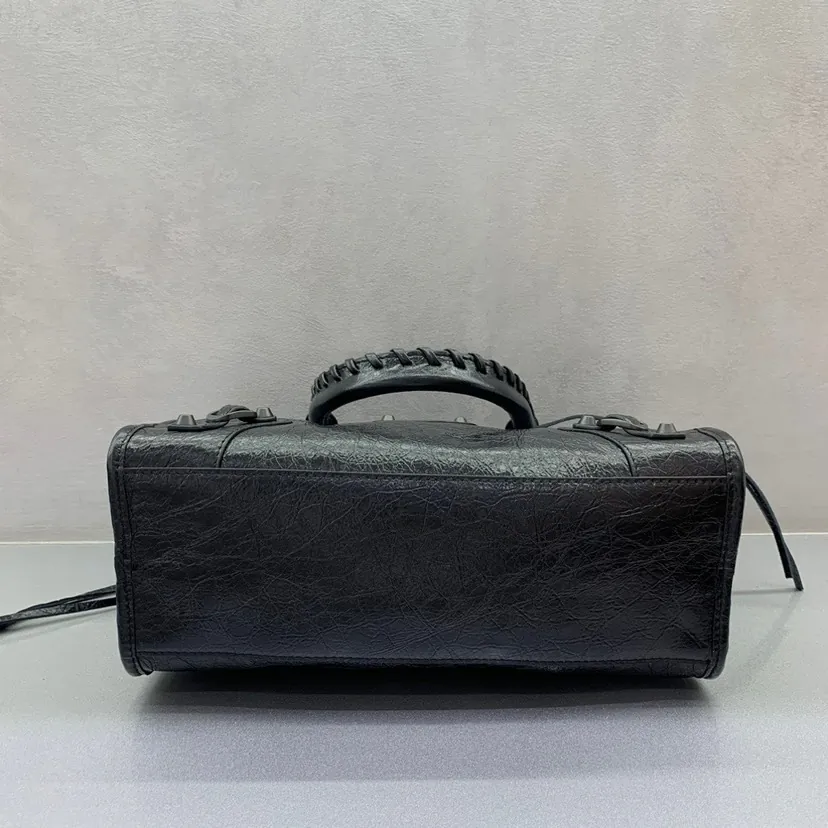 Baleeniciağa Lë City Handbag Medium