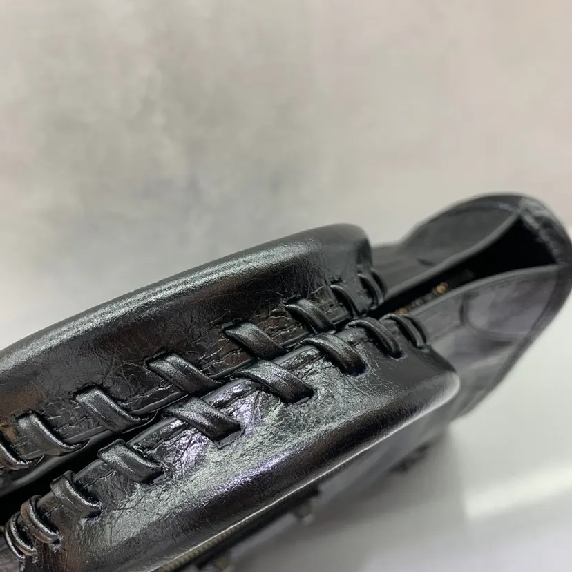 Baleeniciağa Lë City Handbag Medium