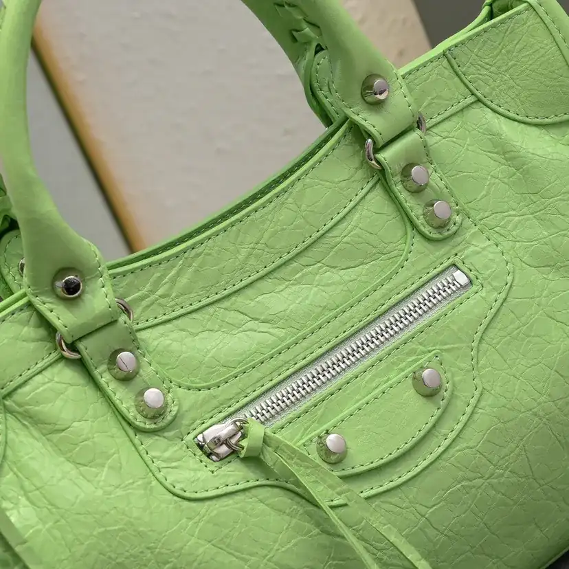 Baja 'Timeless Tears' Motorcycle Bag