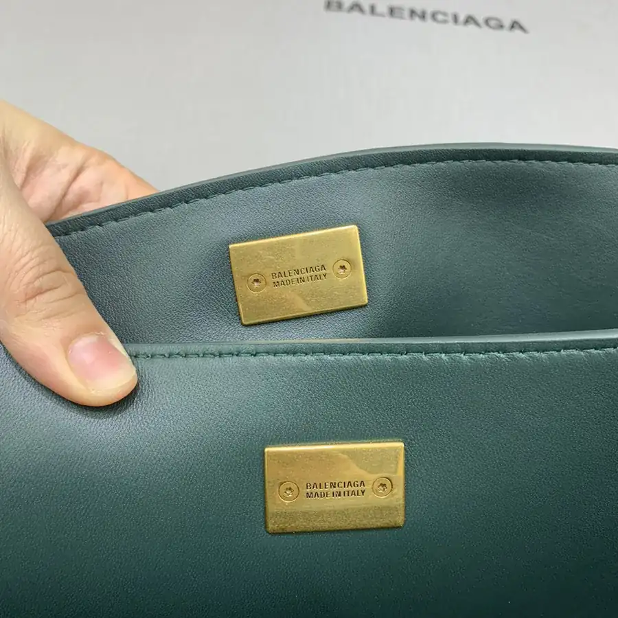 Baleenciaga Rodéo Bag in Medium Size