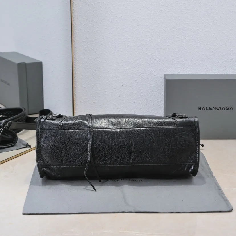 Bajia Timeless Tears Motorcycle Bag