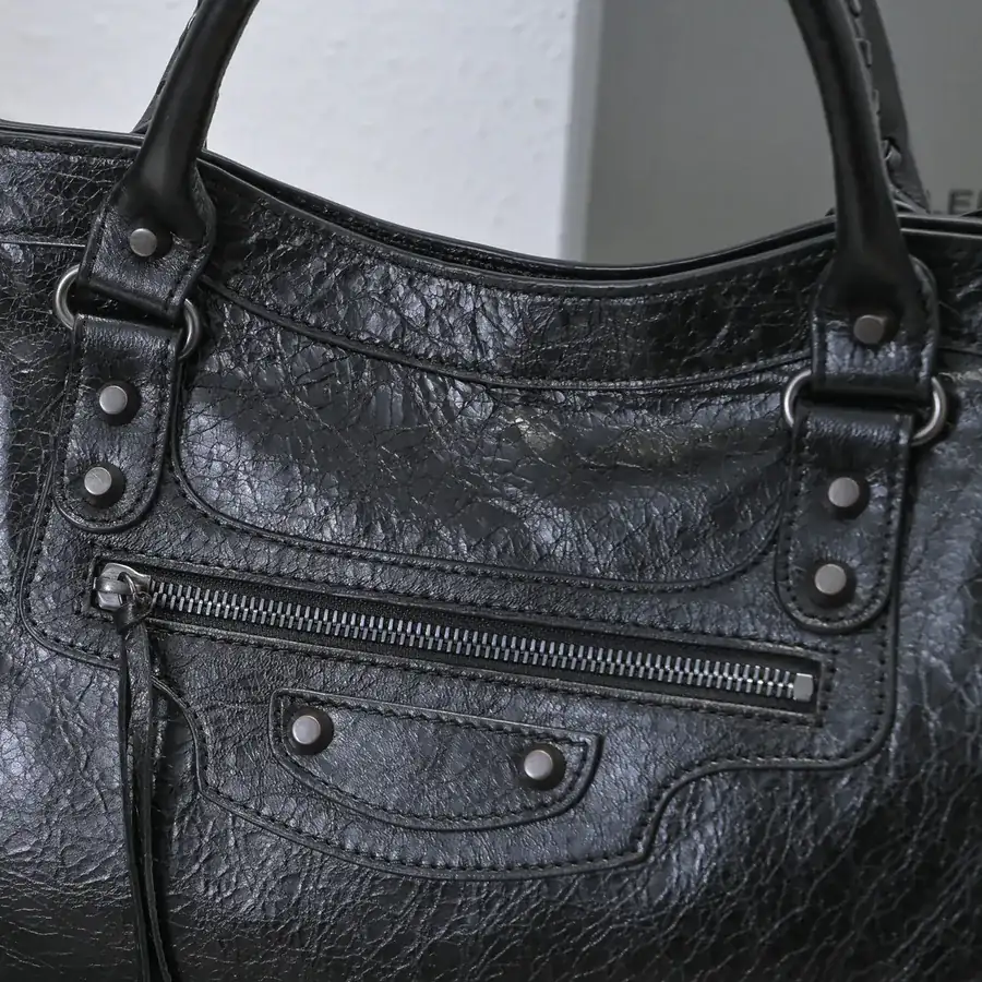 Bajia Timeless Tears Motorcycle Bag