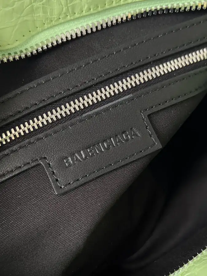 Baleancia*Le City Motorcycle Bag Modern Design