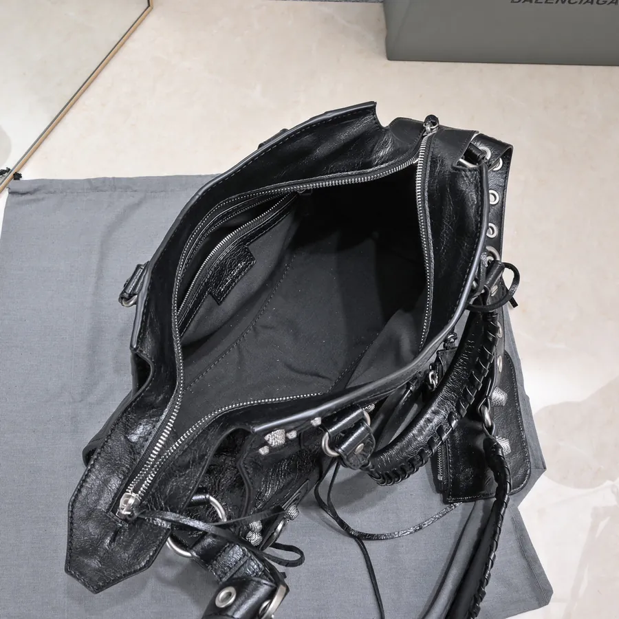 Balencia NEO CAGOLE Motorcycle Tote in Medium Size