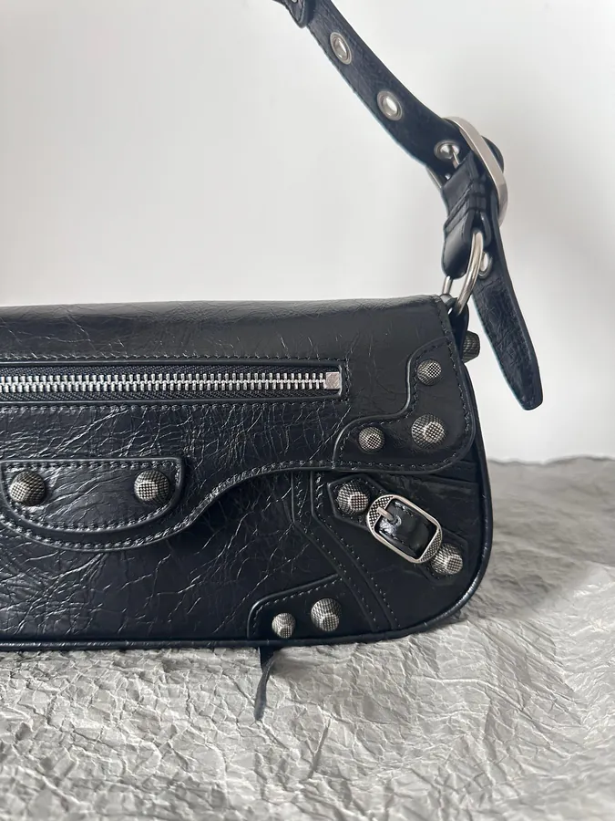 Baleenchiag 24 Cagole Sling Bag Black