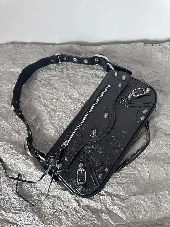 Baleenchiag 24 Cagole Sling Bag Black