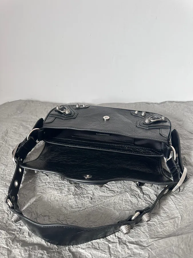 Baleenchiag 24 Cagole Sling Bag Black