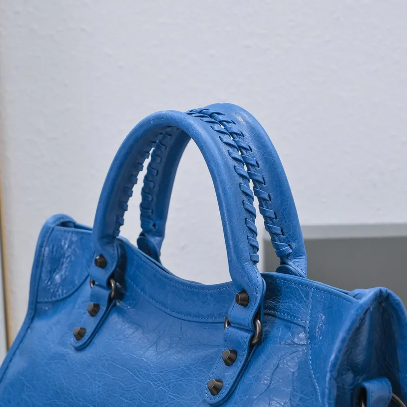 Baja 'Timeless Tears' Motorcycle Bag