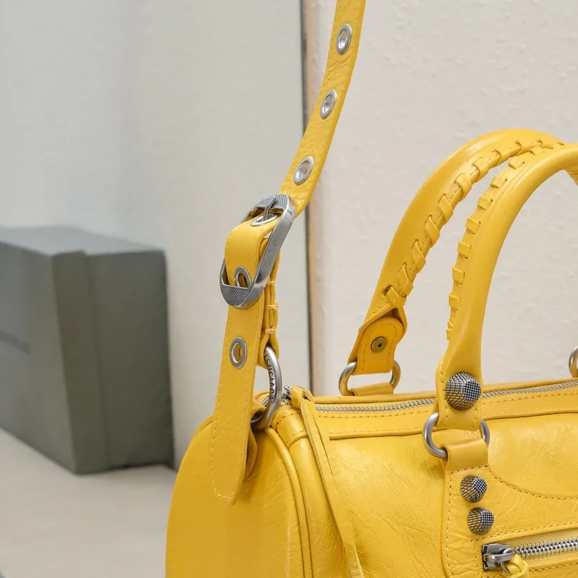 Baja New Round Tote Motorcycle Collection