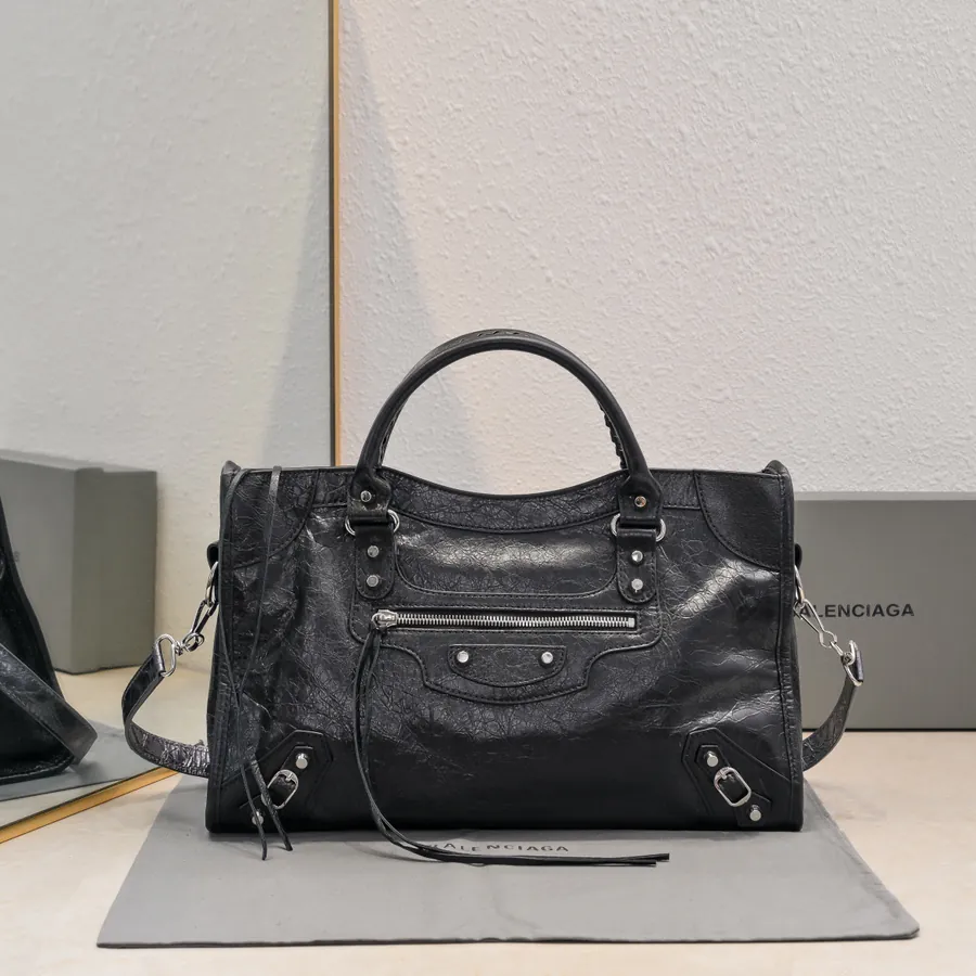 Bajia 'Timeless Tears' Motorcycle Bag