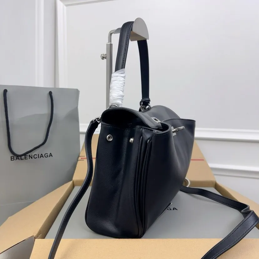 Balestra Rodeo Bag Stylish and Versatile Handbag
