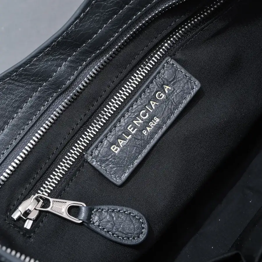 Barjaka Classic Motorcycle Bag Grained Calfskin 38 cm