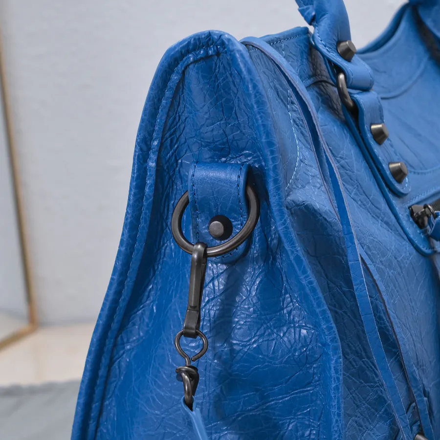 Baja 'Timeless Tears' Motorcycle Bag