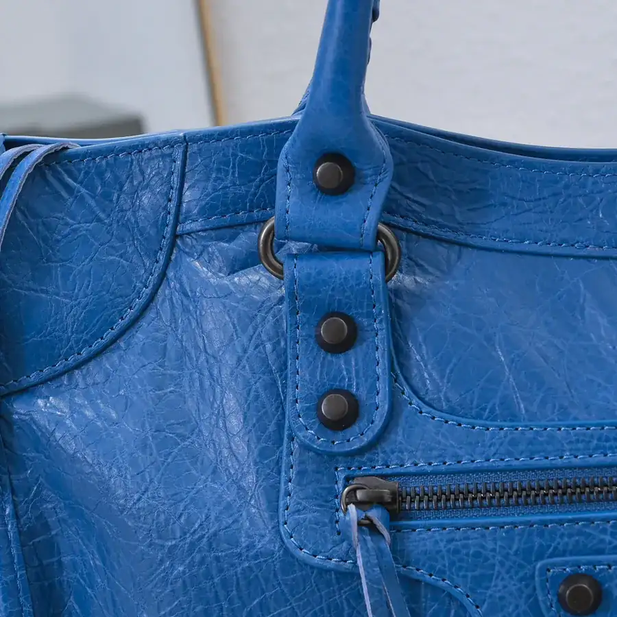 Baja 'Timeless Tears' Motorcycle Bag