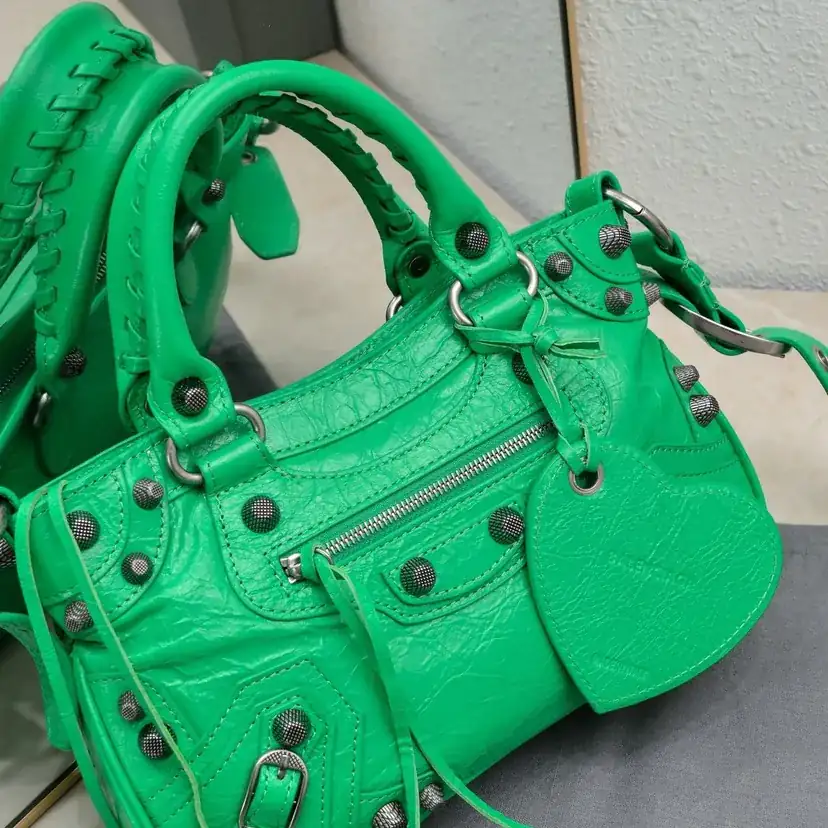 Baga's Newest Neo Cagole Motorcycle Bag