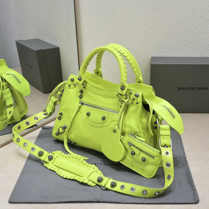 Balencia NEO CAGOLE Motorcycle Tote in Medium Size