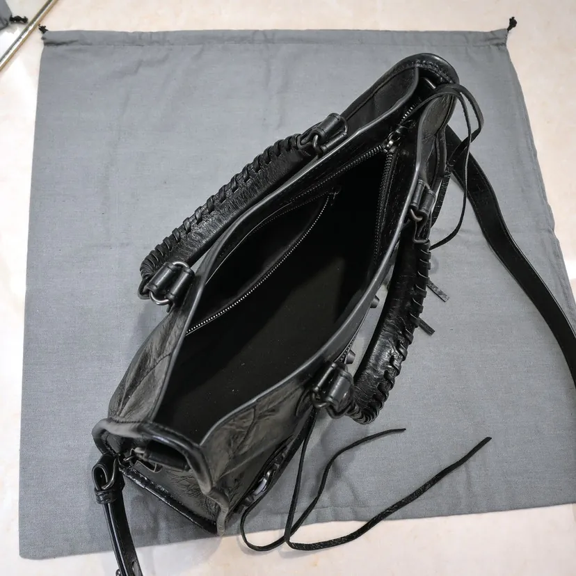 Bajia 'Timeless Tears' Motorcycle Bag