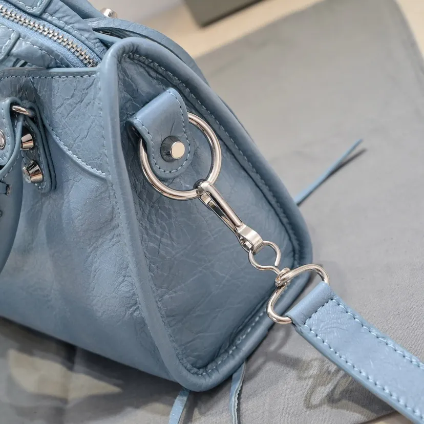 Baja, New Motorcycle Bag Classic Series Reimagined, Stylish and Modern