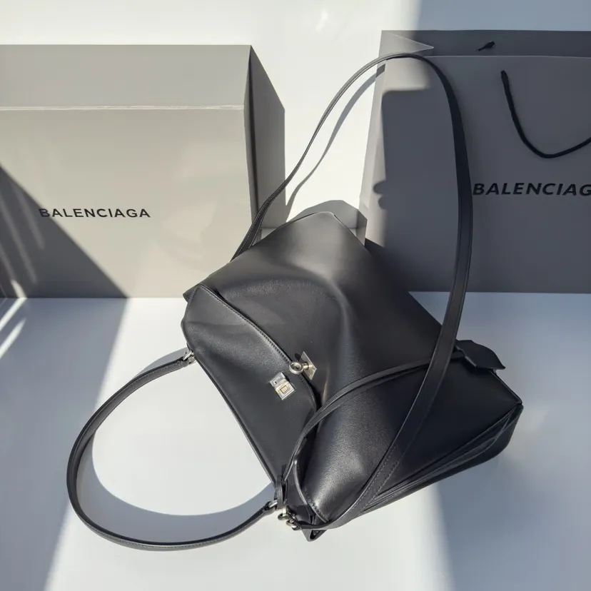 Baleenciaga Rodéo Bag Premium Medium Black Silver Buckle