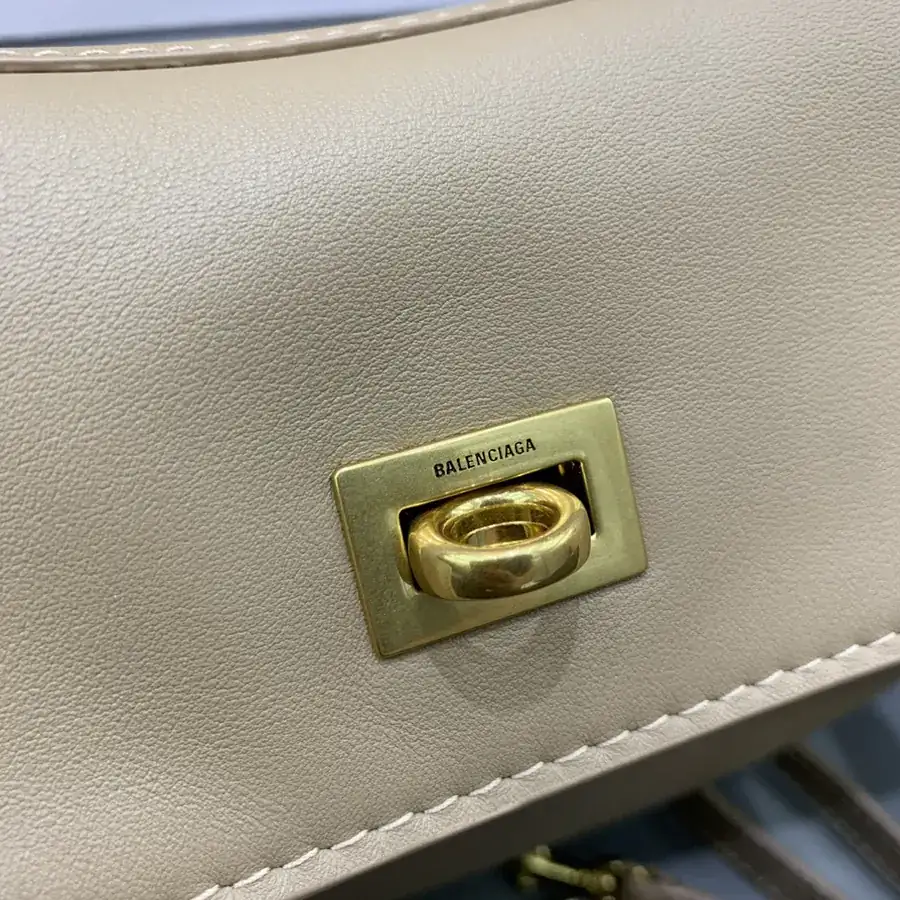 Baleenciaga Rodéo Bag Small Peach