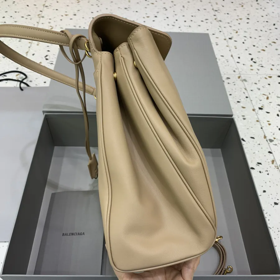 Baleenciaga Rodéo Bag Large, Premium杏色金扣