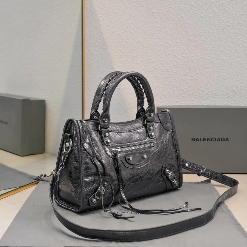 Bajia Timeless Tears Motorcycle Bag