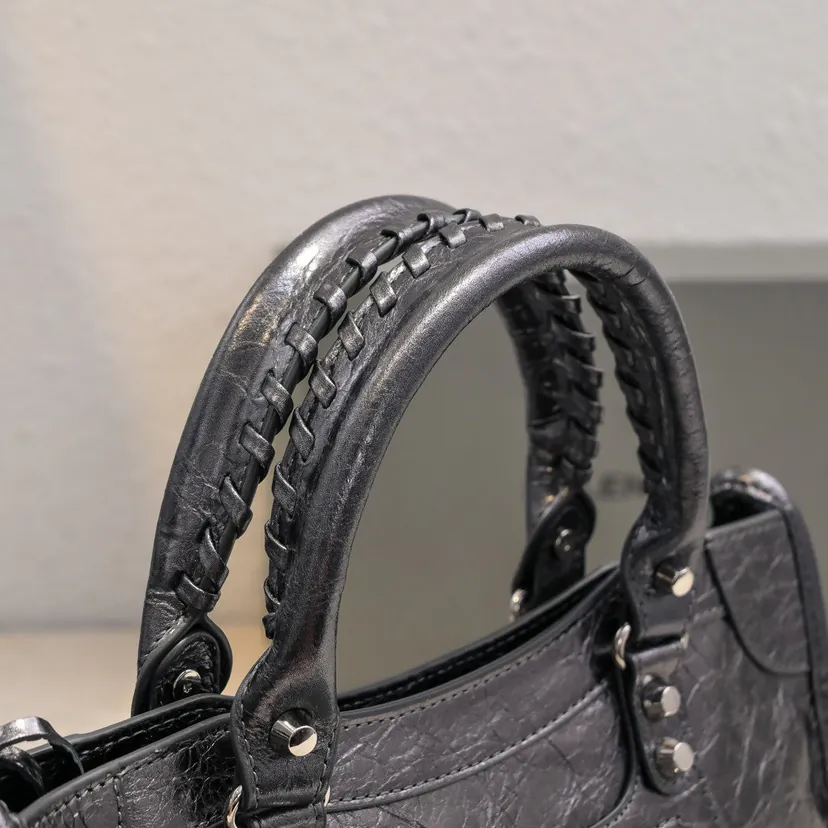 Bajia Timeless Tears Motorcycle Bag