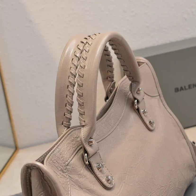 Bajia Timeless Tears Motorcycle Bag