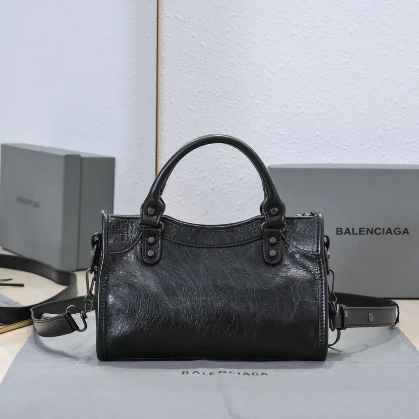 Bajia Timeless Tears Motorcycle Bag