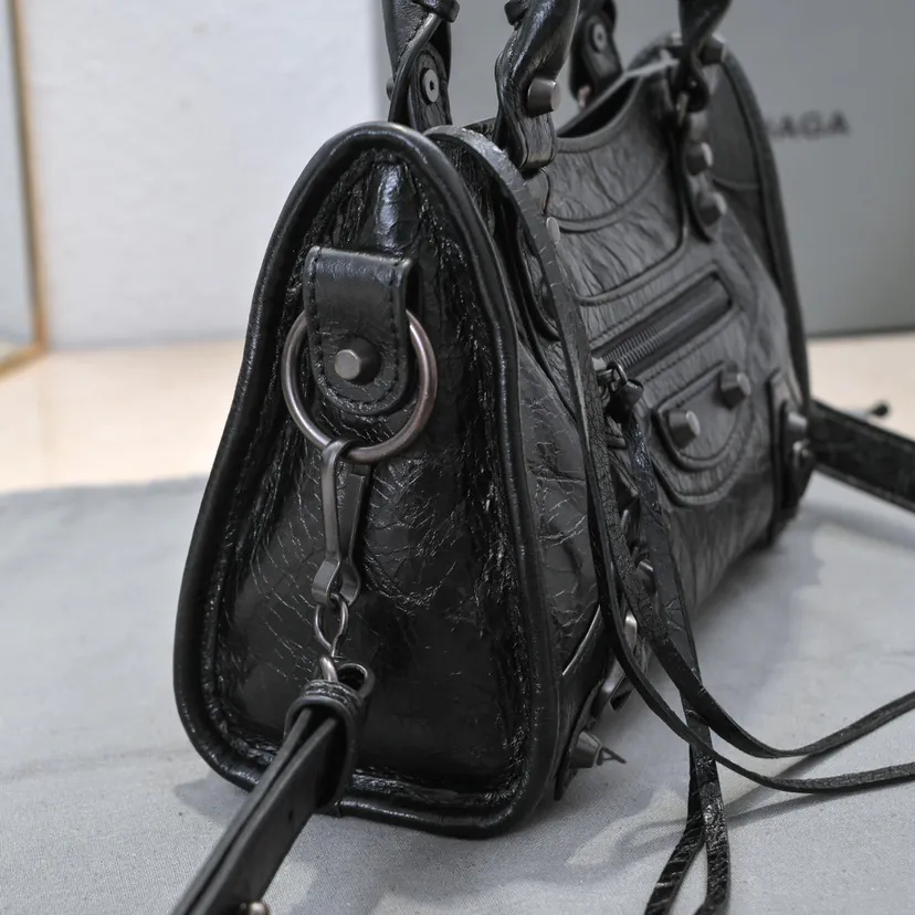 Bajia Timeless Tears Motorcycle Bag