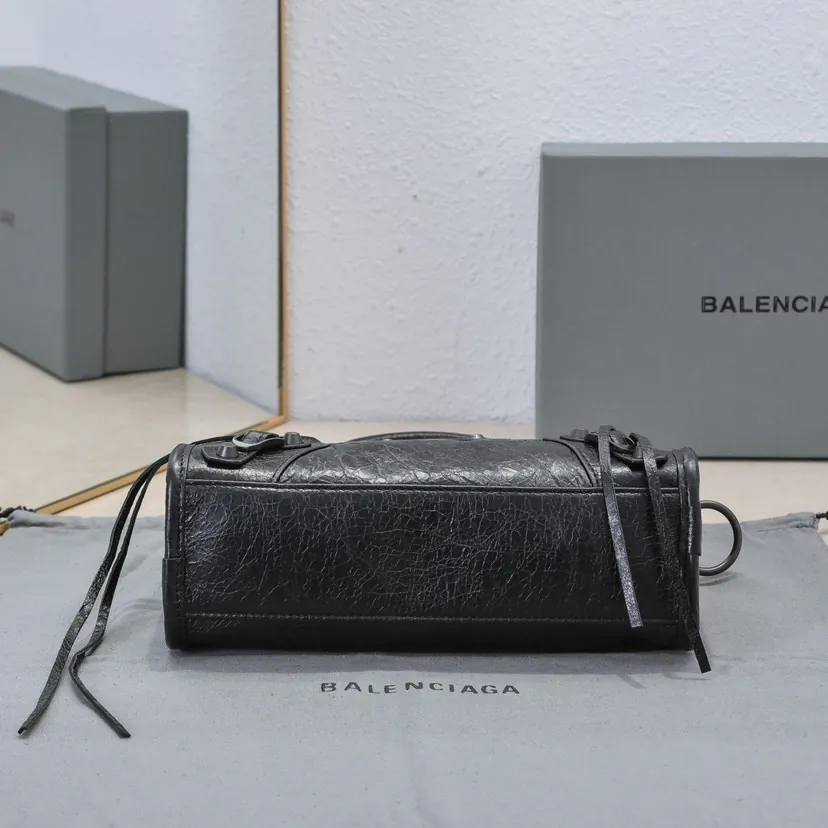 Baja 'Time Tears' Motorcycle Bag Classic Series