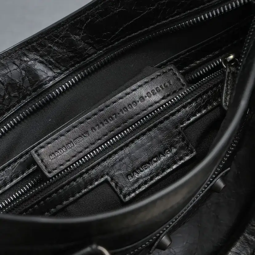 Baja Timeless Tears Motorcycle Bag
