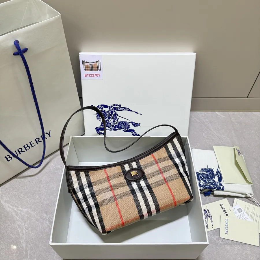 Highlands Shoulder Bag Mini Size, Classic Tartan Pattern