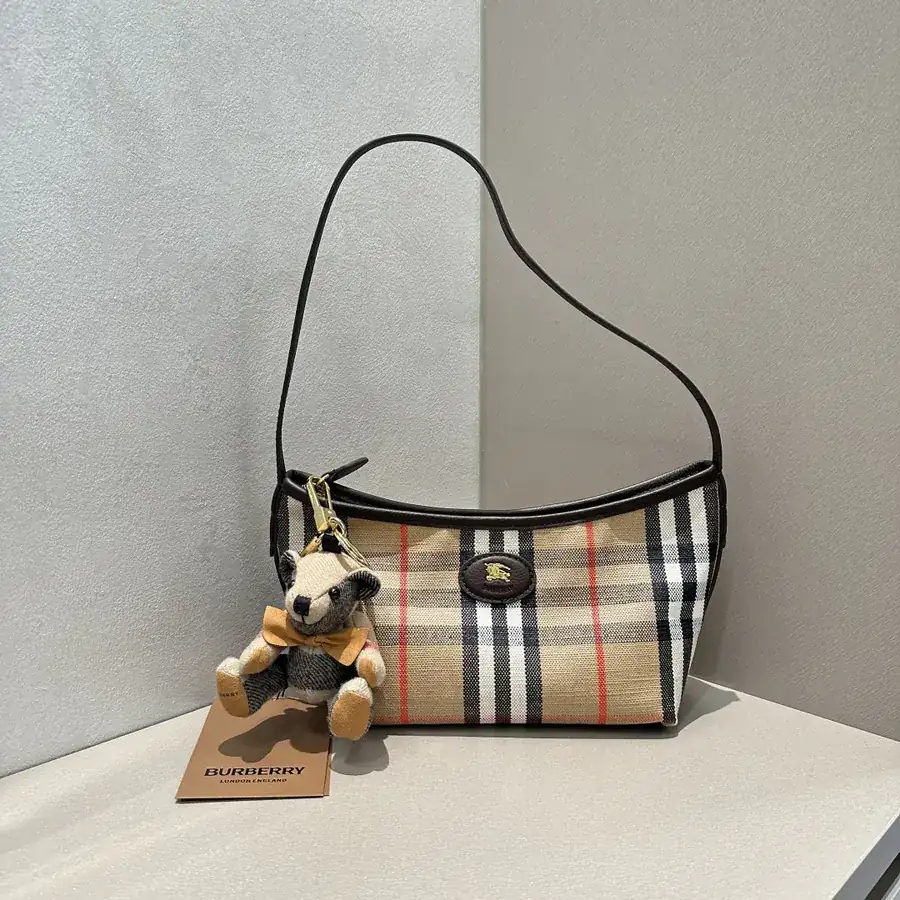 Highlands Shoulder Bag Mini Size, Classic Tartan Pattern