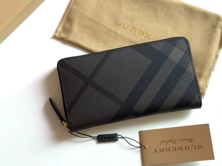 P220 London Check Zip Wallet