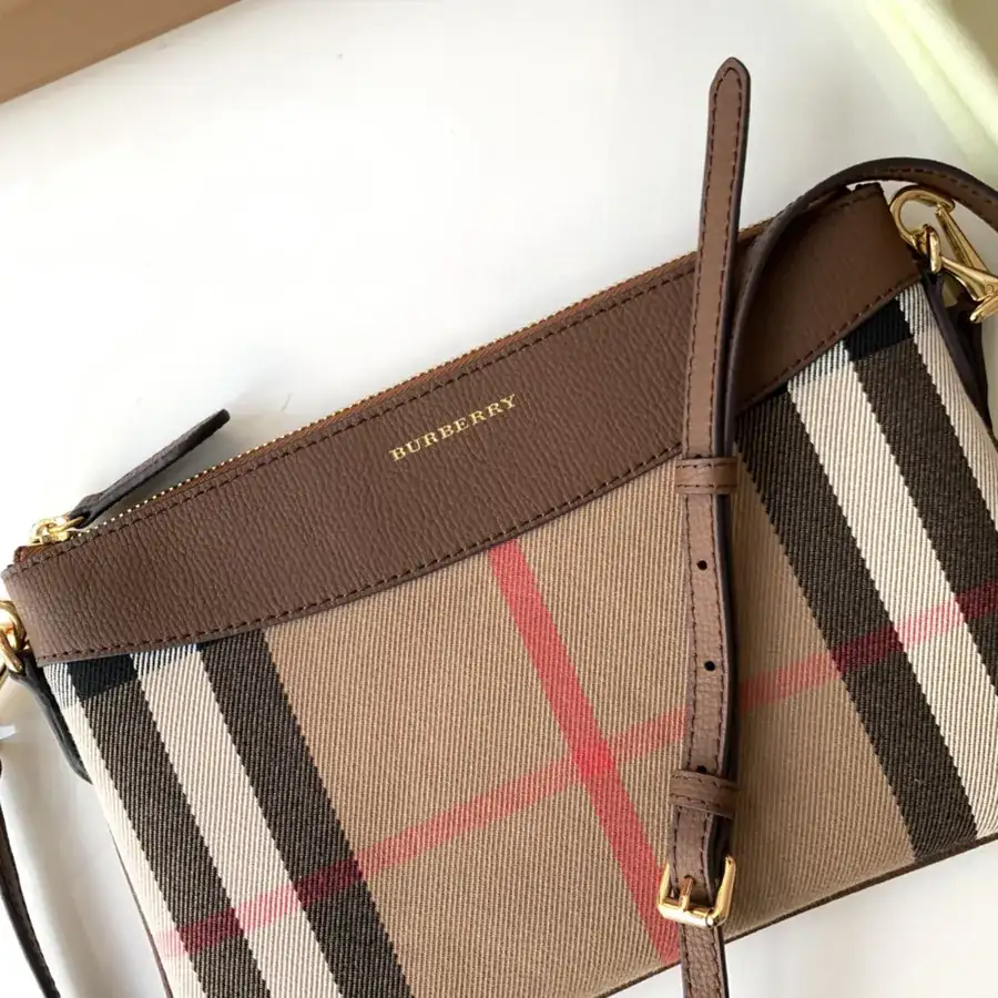 P330 House Checked Leather Tote