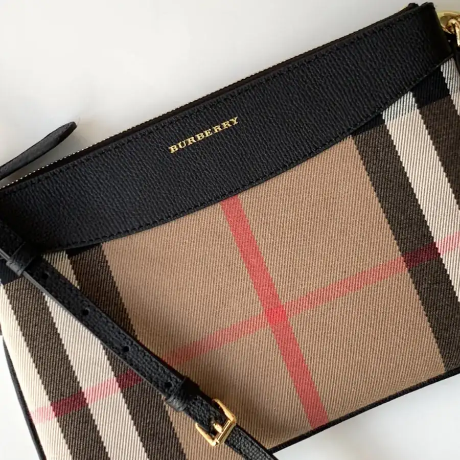 P330 House Check Pattern Leather Tote Bag