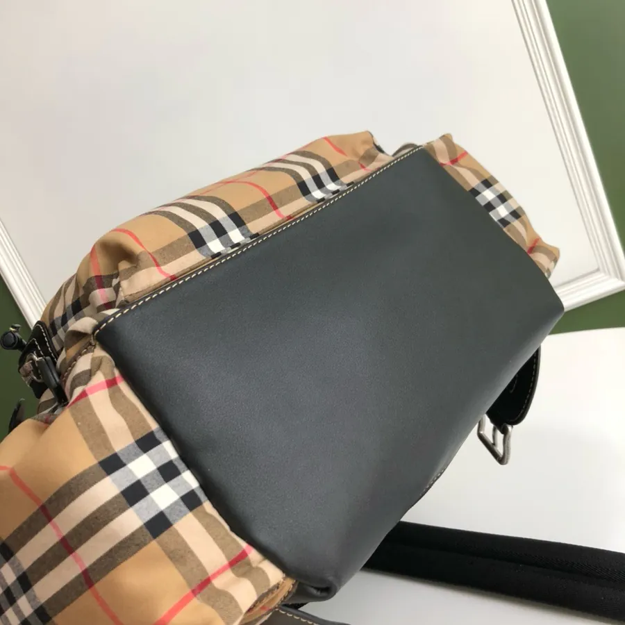 B Family Vintage Check Backpack Men's Large Grained Canvas Double Shoulder Bag
