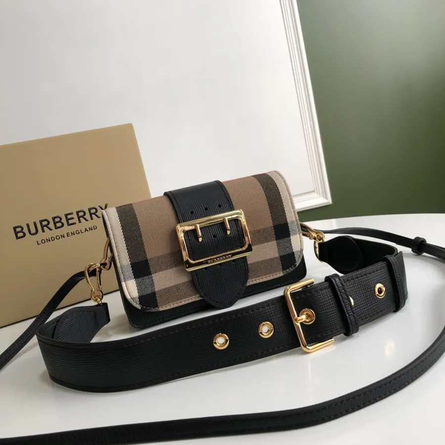 P600 The Buckle Bucket Bag Premium Leather and House Check Pattern