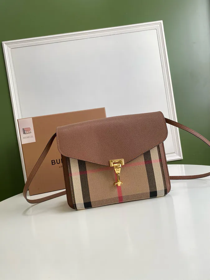 P530 B House Grained Leather Patchwork Crossbody Bag