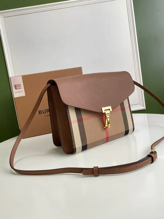 P530 B House Grained Leather Patchwork Crossbody Bag