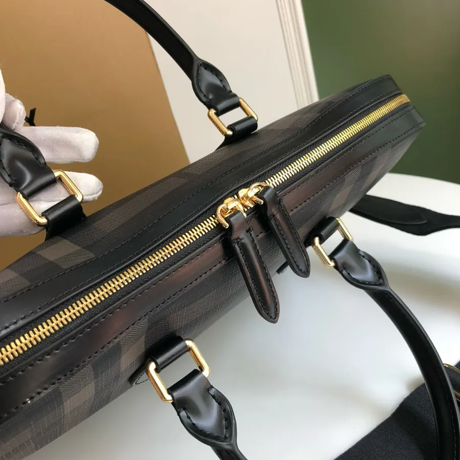 P550 B Family Men's Briefcase