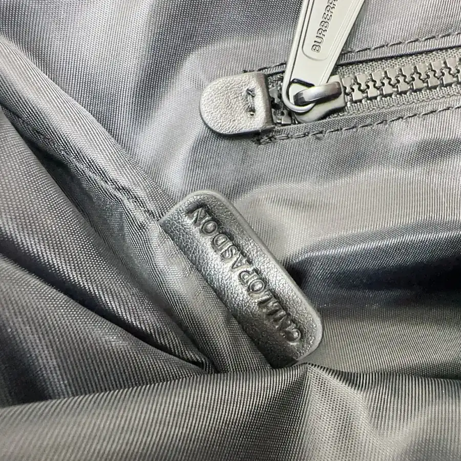B Brand New Large Messenger Bag in Gray