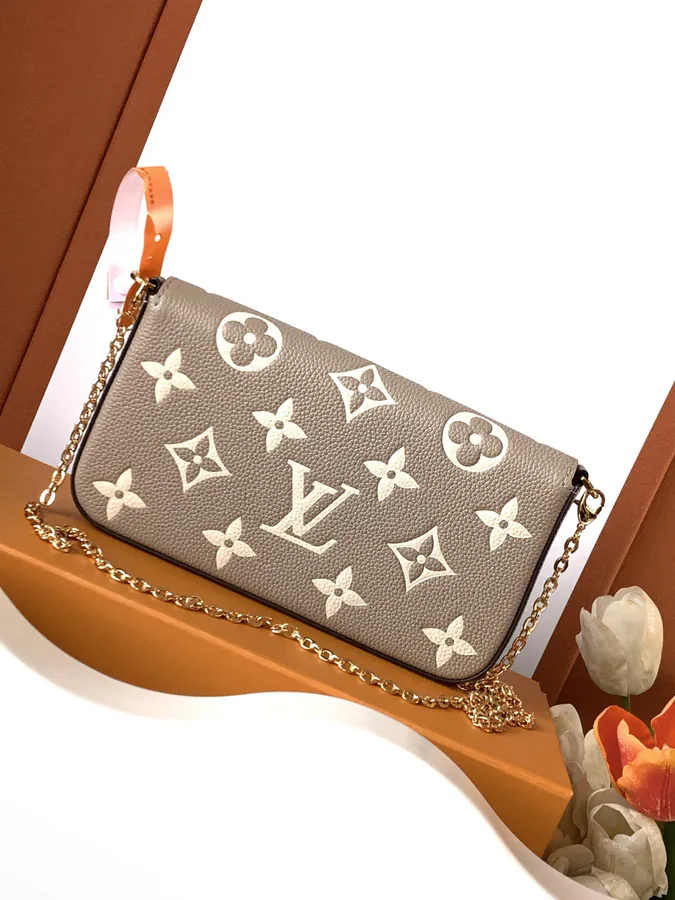 Pochette Félicie Chain Bag