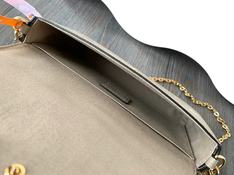 Pochette Félicie Chain Bag