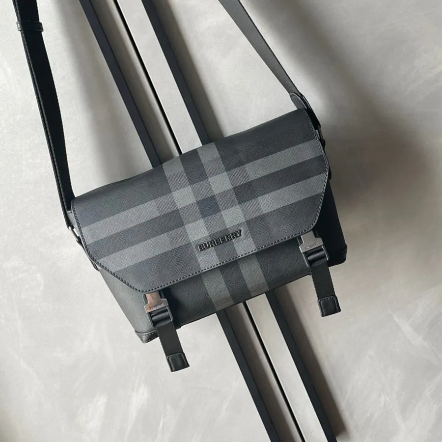 P450 B Brand New Messenger Bag