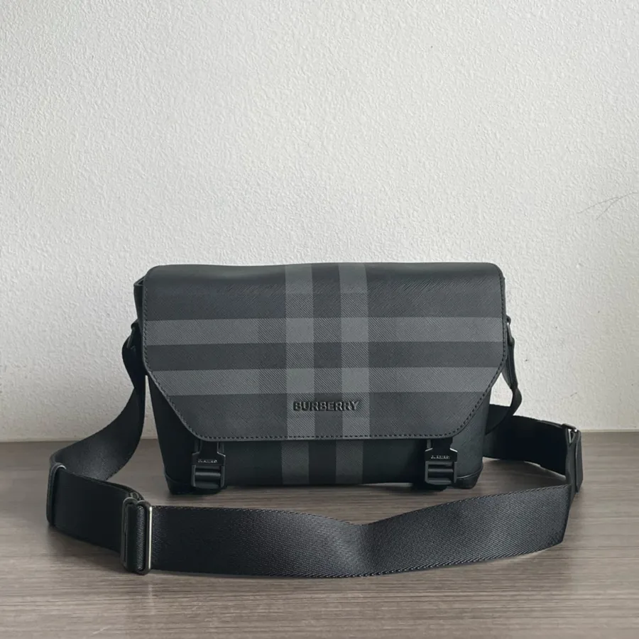 P450 B Brand New Messenger Bag