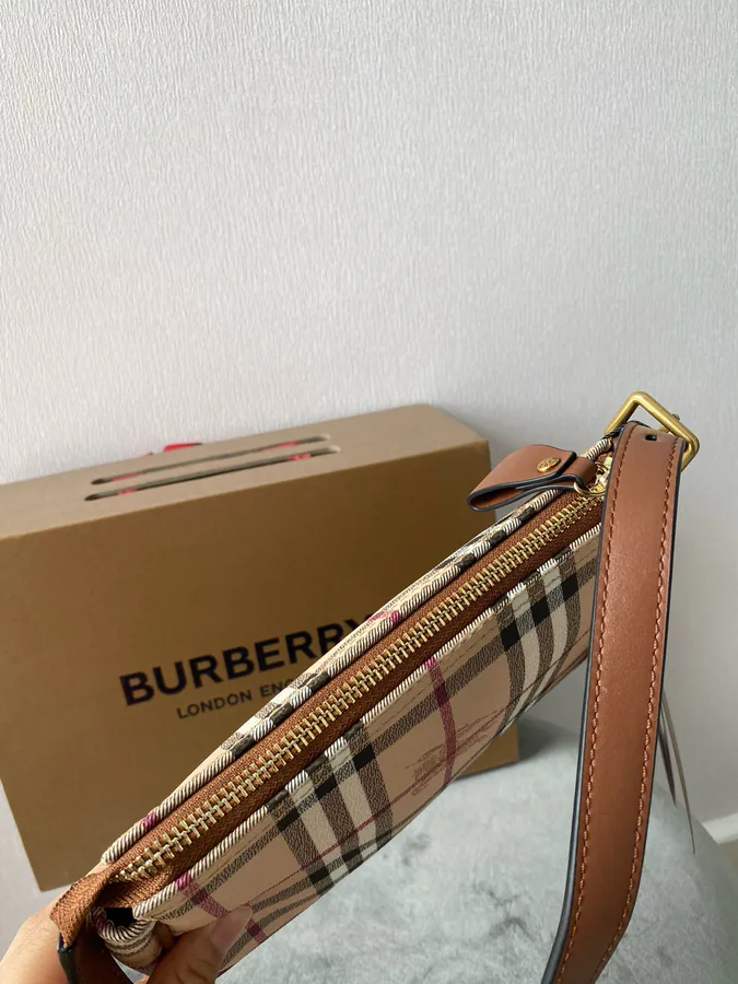 P280 B House Classic Crossbody Bag