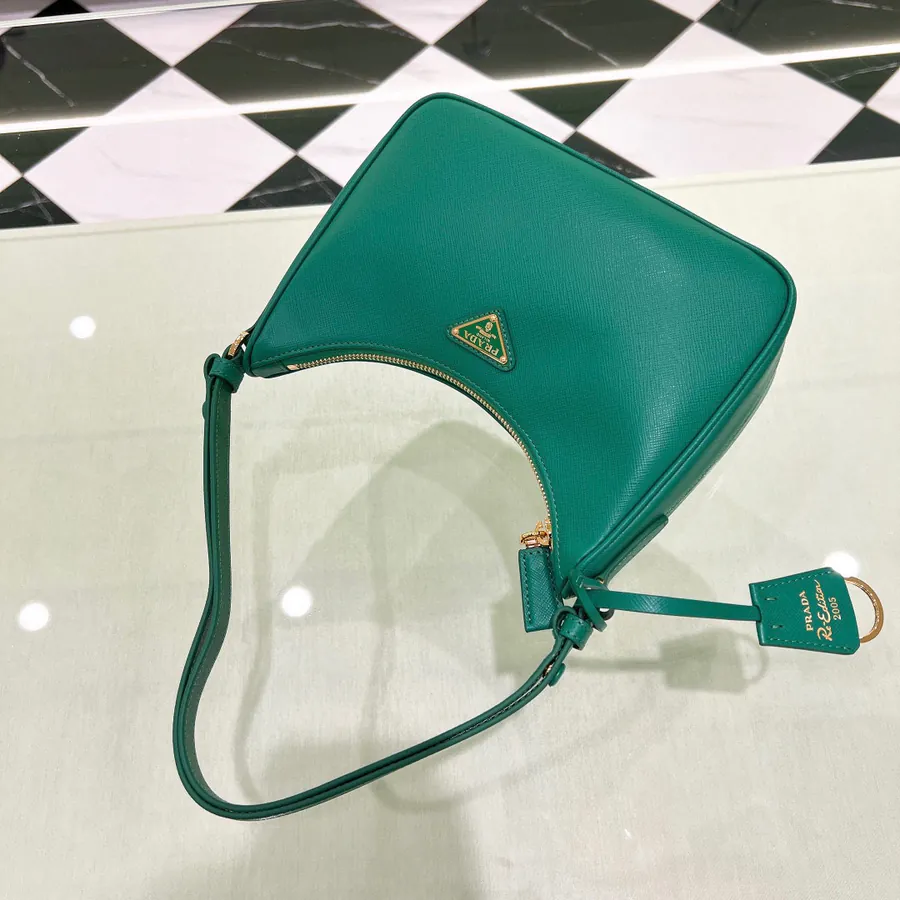 Hobo 2005 Grained Calfskin Crossbody Bag