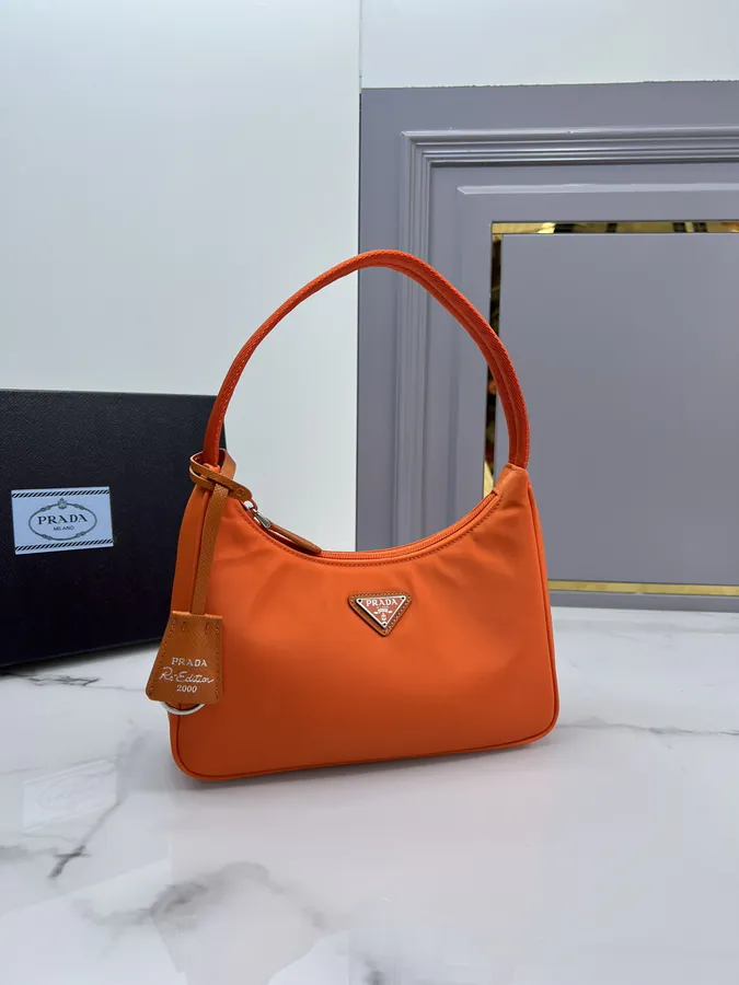 1ne515 Re Edition 2000 Orange Hobo Crossbody Bag